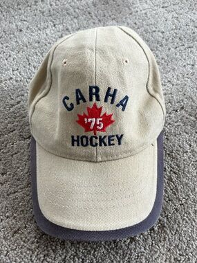 Carha Hockey '75 - Gadar Sportswear - Embroidered Beige and Navy Baseball Cap